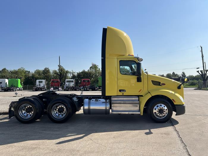 2021 Peterbilt 579-6