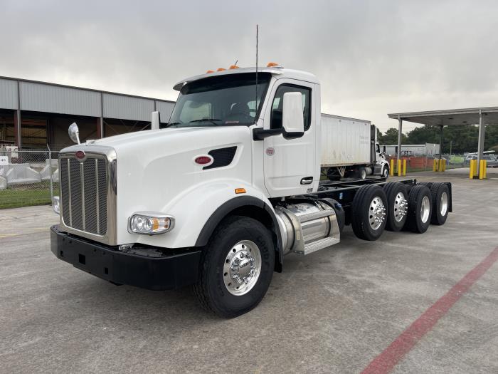 2025 Peterbilt 567-1