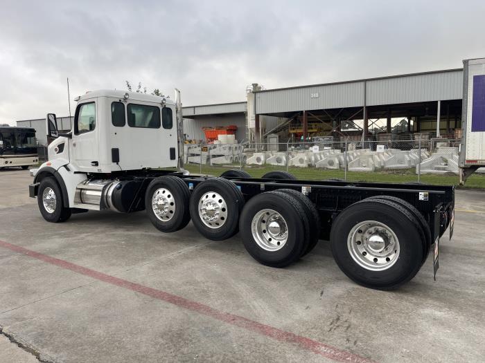 2025 Peterbilt 567-3