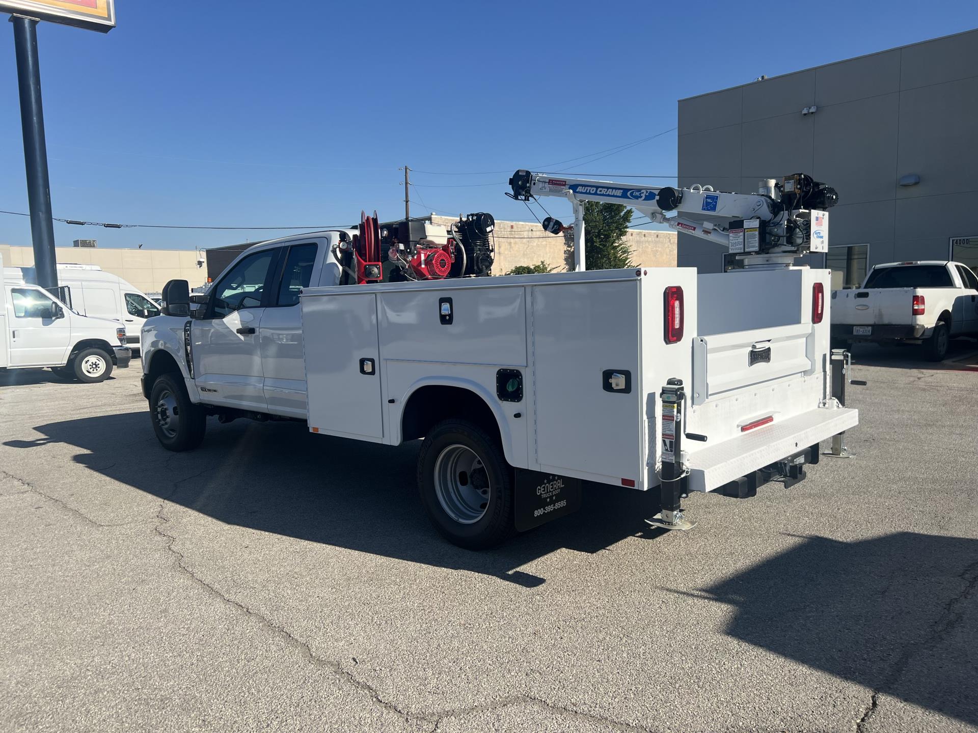 New 2023 Ford F-350 XL Super Cab 4x4, Knapheide Steel Service Body Mechanics Body for sale #1693951 - photo 2