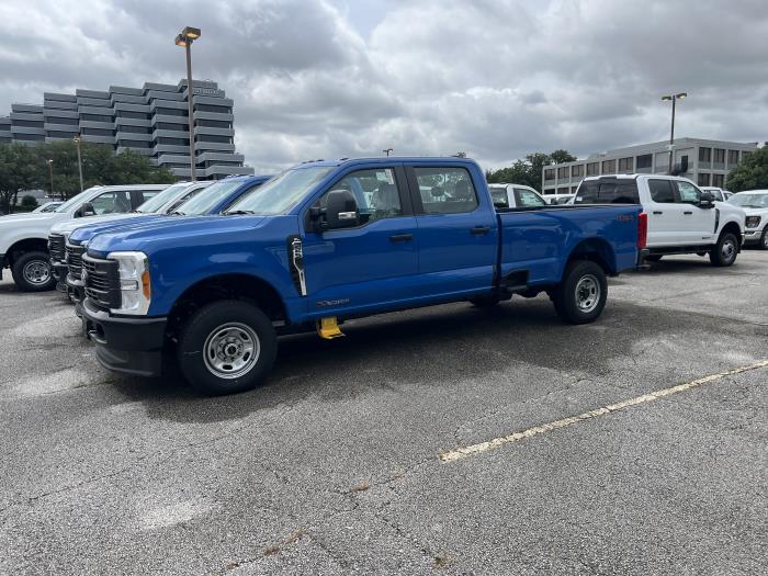 2023 Ford F-250-2