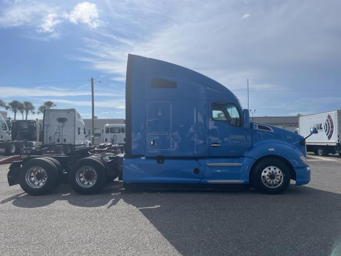 2021 Kenworth T680-4