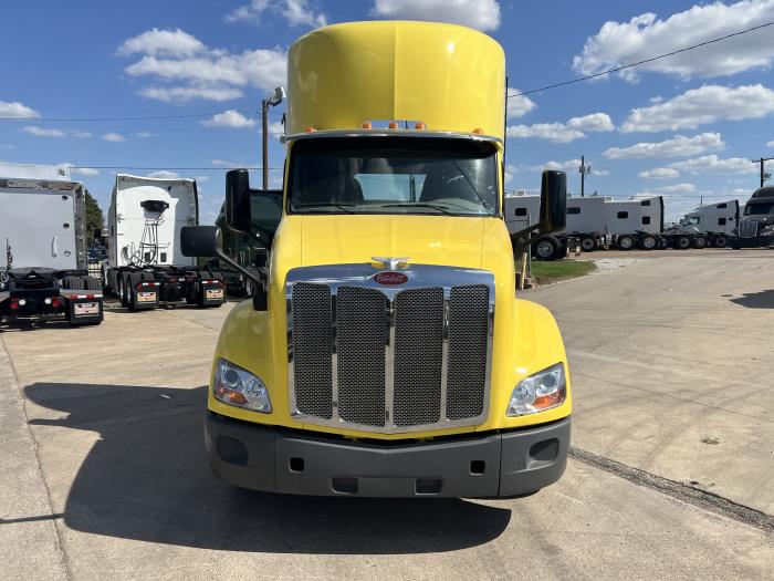 2021 Peterbilt 579-2