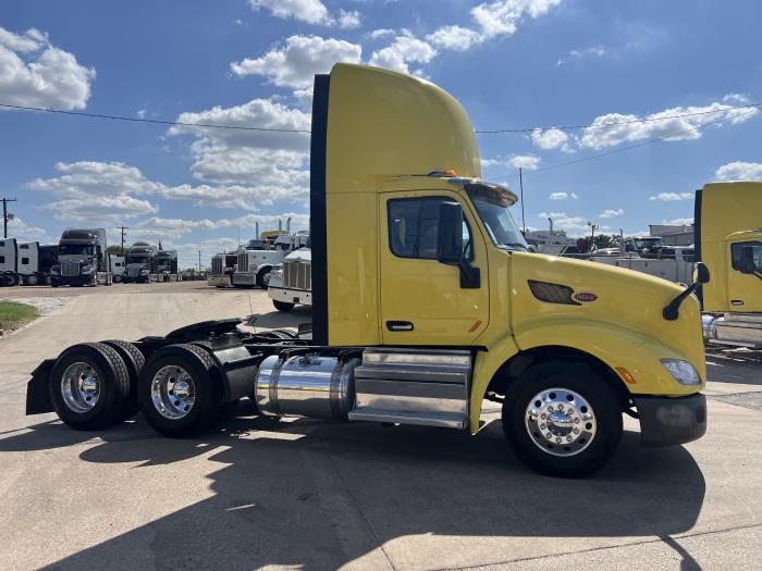 2021 Peterbilt 579-21