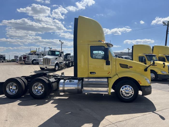 2021 Peterbilt 579-22