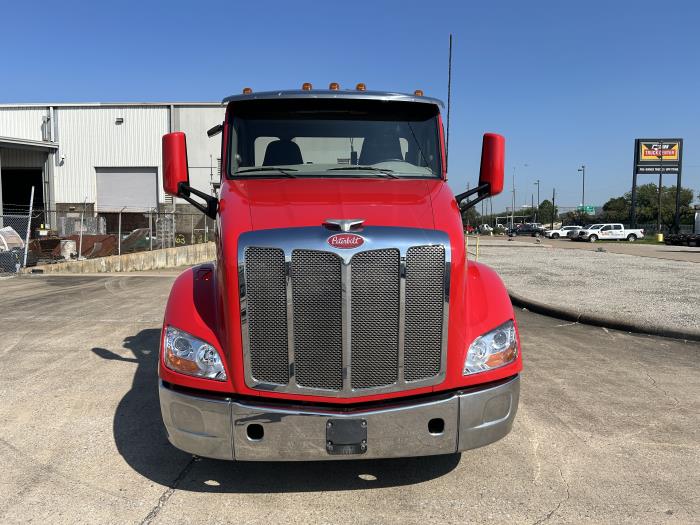 2019 Peterbilt 579-8