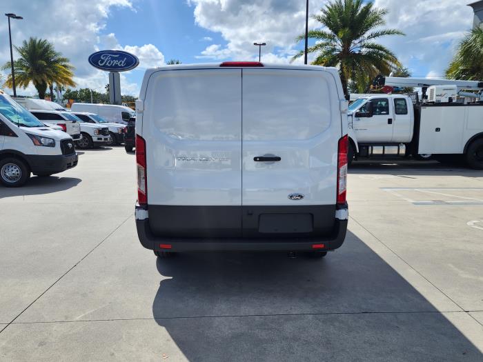 2024 Ford Transit-150-6