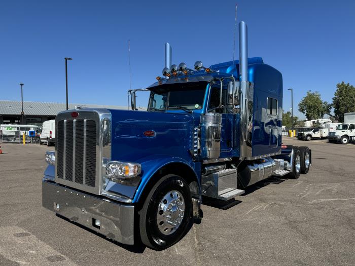 2024 Peterbilt 389-2