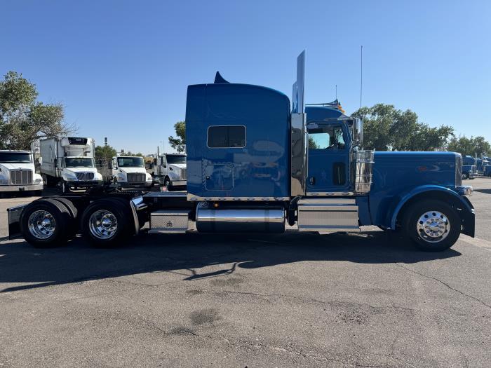 2024 Peterbilt 389-6