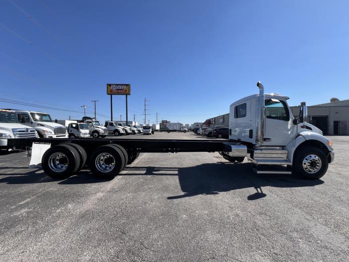 2025 Peterbilt 548-10