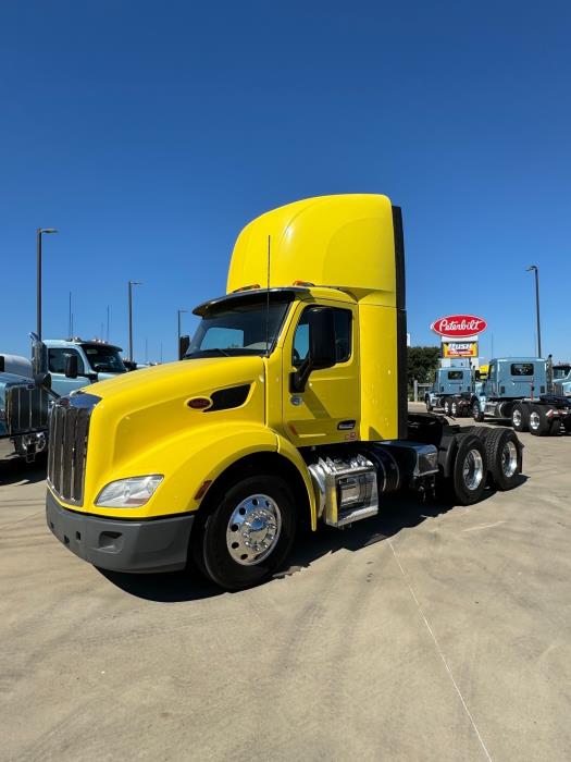 2021 Peterbilt 579-2