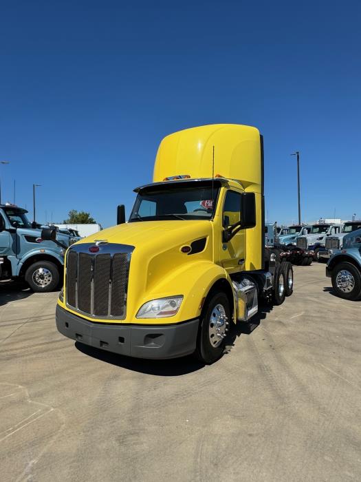 2021 Peterbilt 579-3