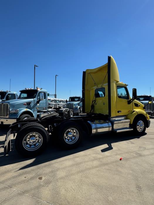 2021 Peterbilt 579-6