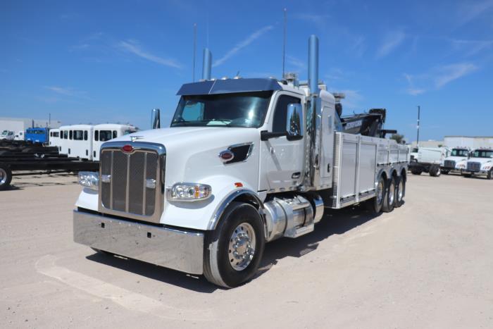 2023 Peterbilt 567-1