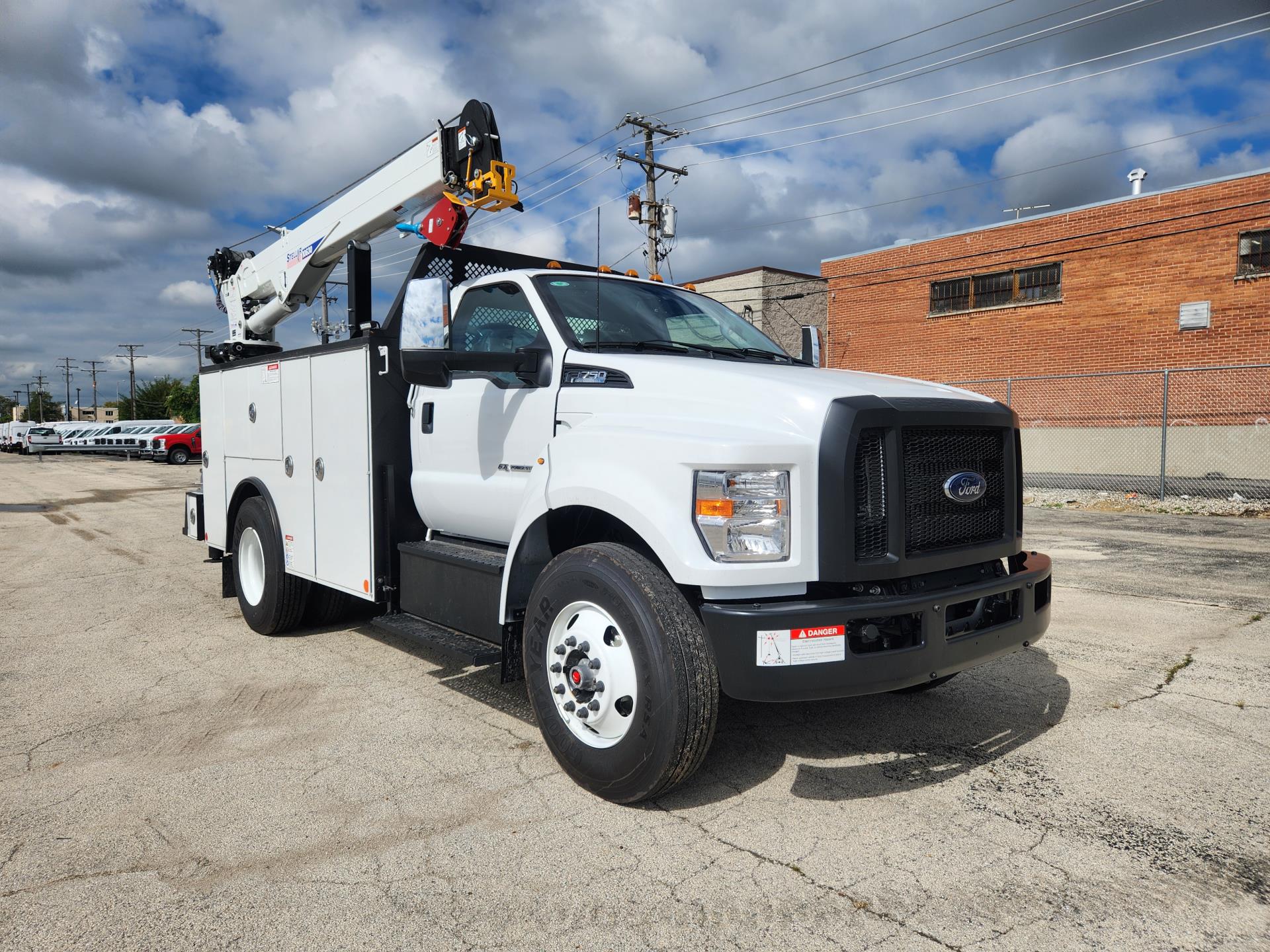 New 2025 Ford F-750 Standard Regular Cab 4x2, 11' Reading Master Mechanic HD Crane for sale #1774630 - photo 5