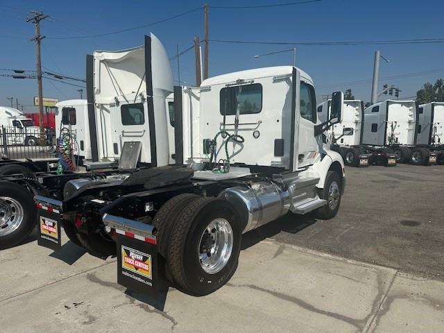 2021 Peterbilt 579-3