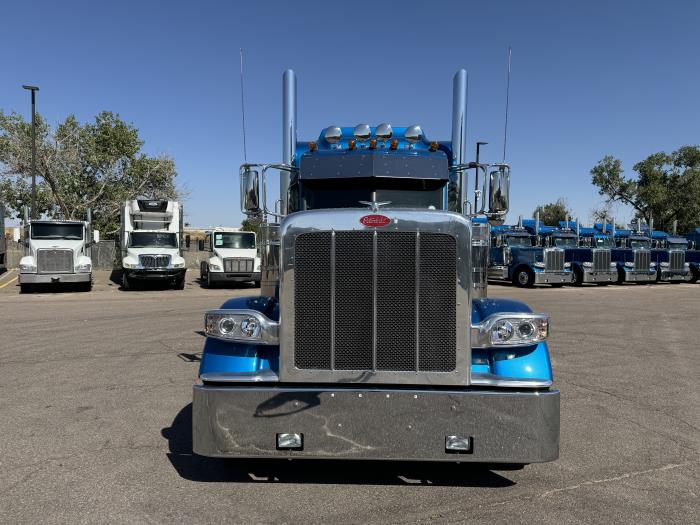 2025 Peterbilt 389-5