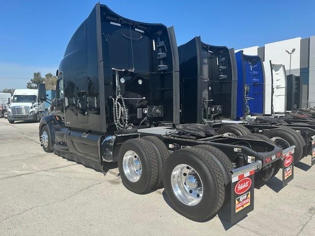 2021 Peterbilt 579-2