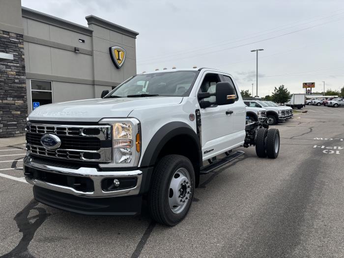 2024 Ford F-550-2