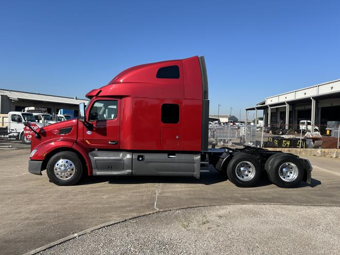 2021 Peterbilt 579-2