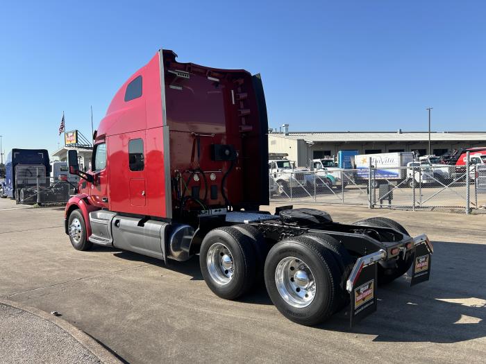 2021 Peterbilt 579-3