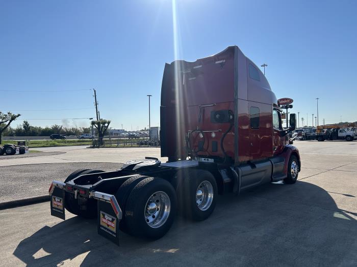 2021 Peterbilt 579-5