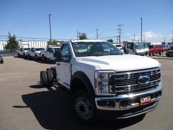 2024 Ford F-550-2