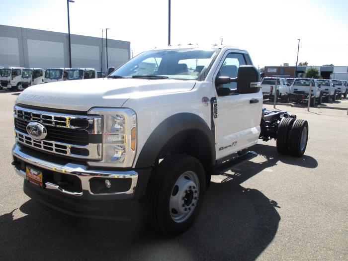 2024 Ford F-550-1