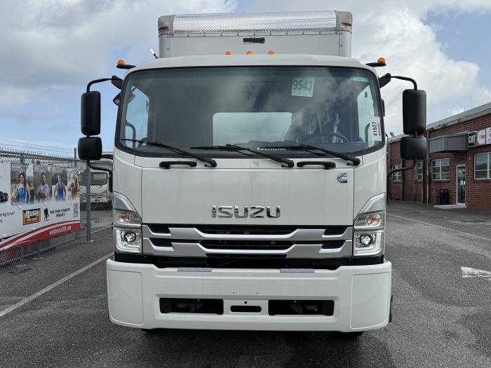 2025 Isuzu FTR-7