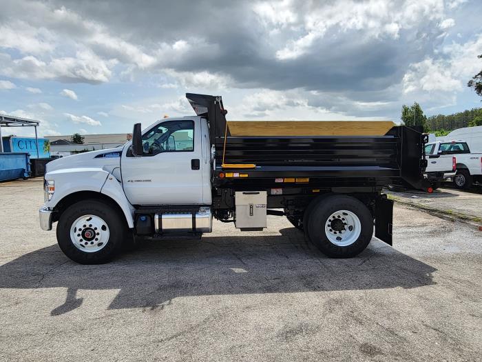 2025 Ford F-650-5