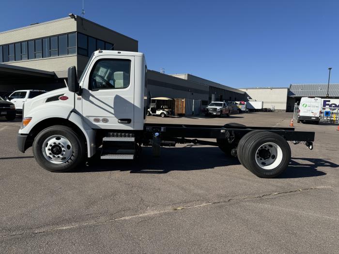 2025 Peterbilt 536-3