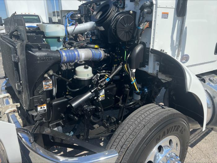 2020 Peterbilt 337-12