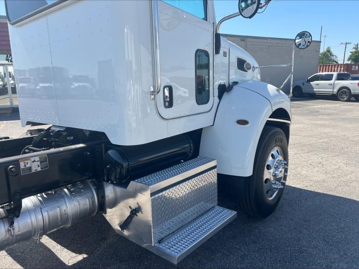 2020 Peterbilt 337-41