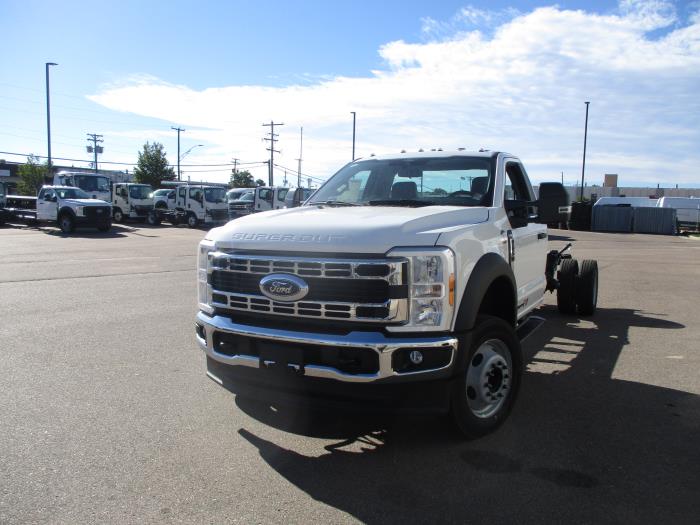 2024 Ford F-550-2