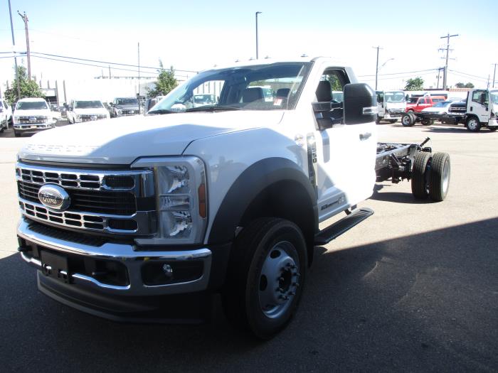 2024 Ford F-550-1