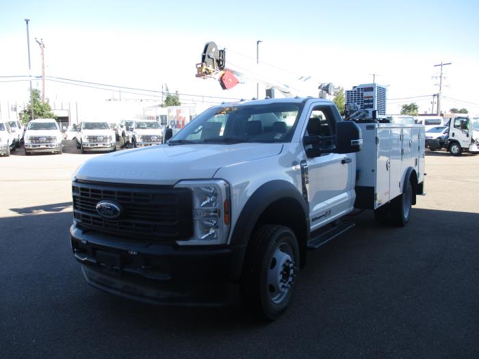 2024 Ford F-550-2