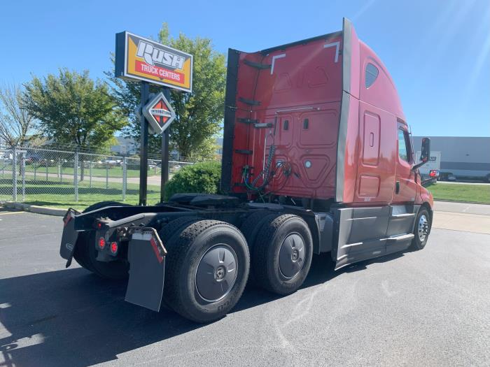 2021 Freightliner Cascadia-3