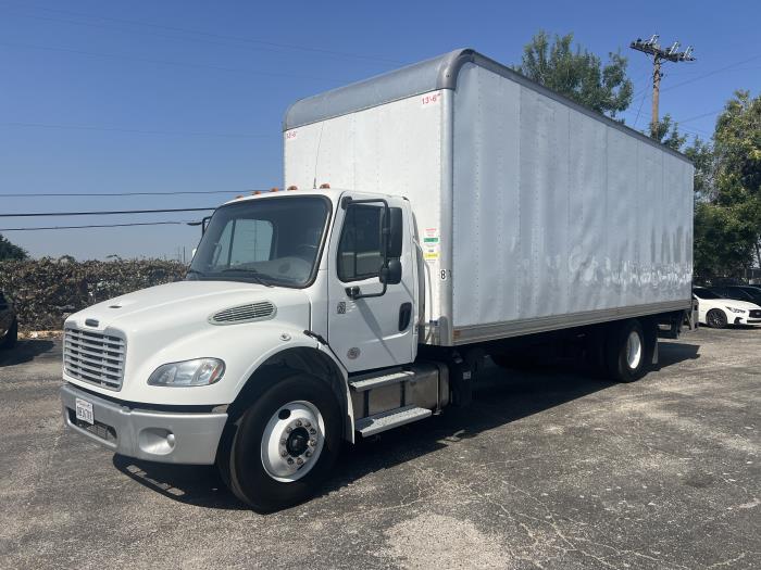 2020 Freightliner Business Class M2 106-1