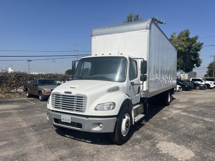 2020 Freightliner Business Class M2 106-11