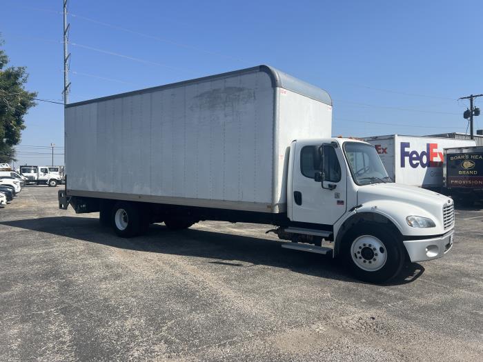 2020 Freightliner Business Class M2 106-3