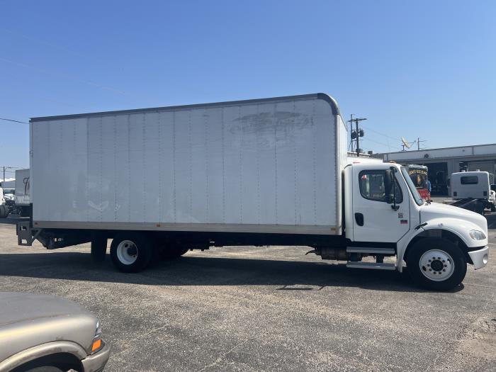 2020 Freightliner Business Class M2 106-17