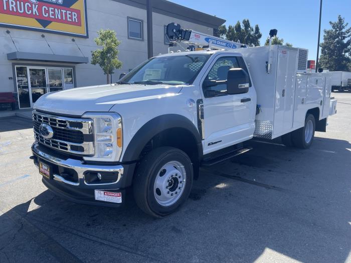 2024 Ford F-550-1