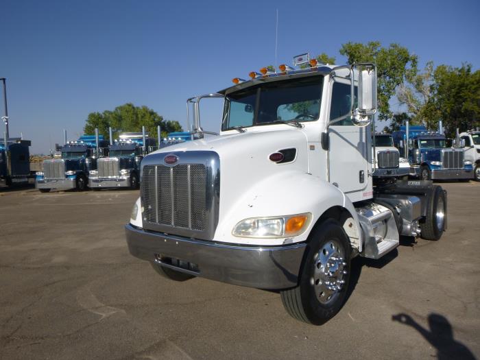 2012 Peterbilt 337-1