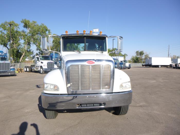 2012 Peterbilt 337-3