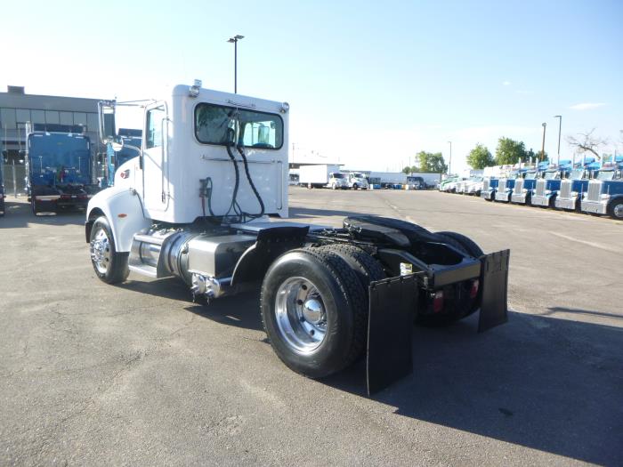 2012 Peterbilt 337-5