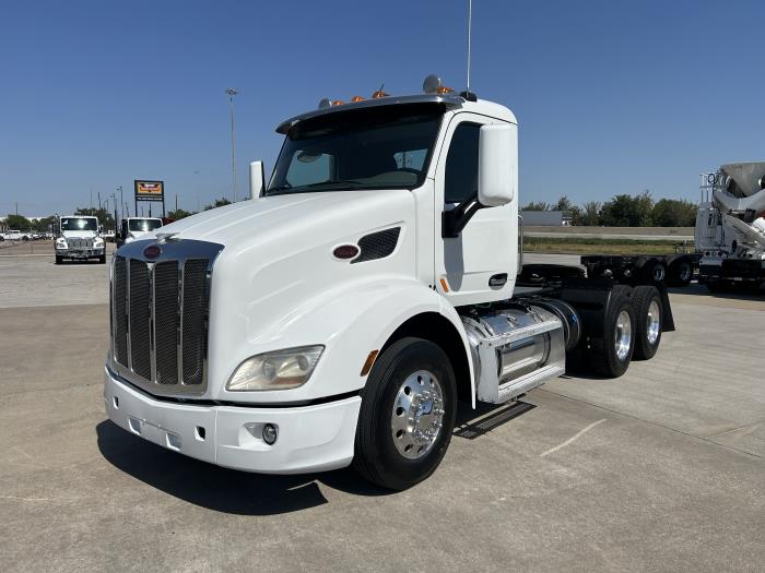 2016 Peterbilt 579-1