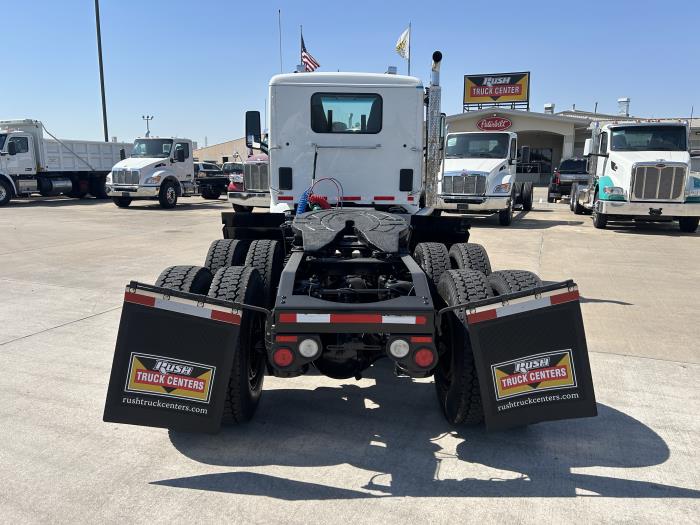 2016 Peterbilt 579-4