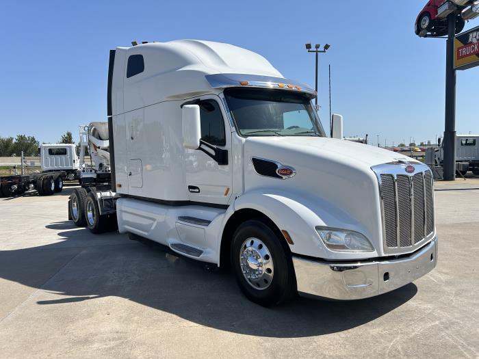 2020 Peterbilt 579-7