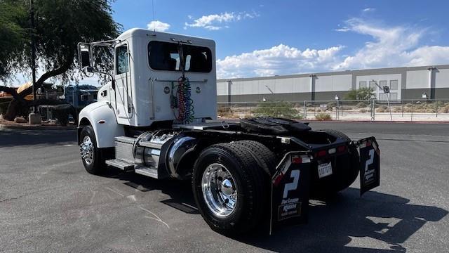 2018 Peterbilt 337-14