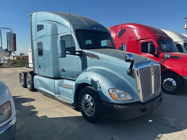 2020 Kenworth T680-2